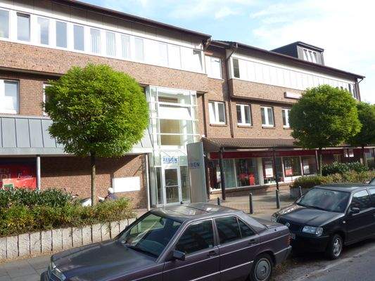 Ansicht Geschäftshaus Eidelstedter Weg 22  (6).jpg