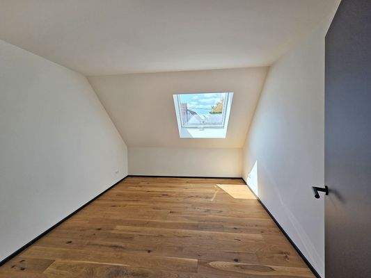 DG 1 - Schlaf- oder Kinderzimmer