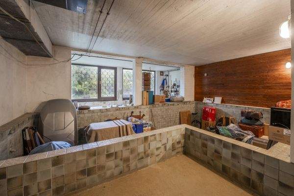 Schwimmbad im Keller