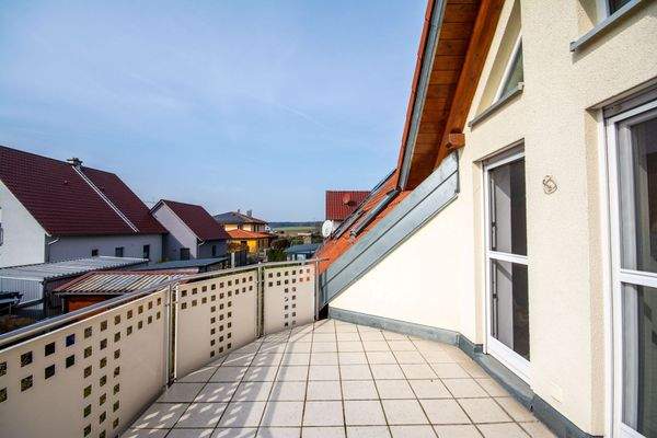 Südbalkon mit sonniger Ausrichtung