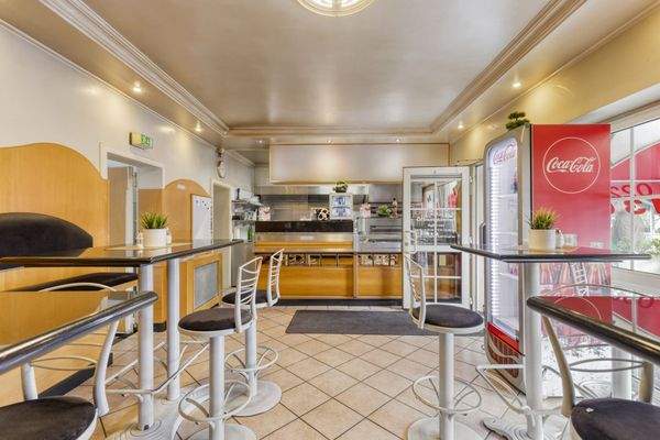 0158_Gewerbe 2_Gastraum