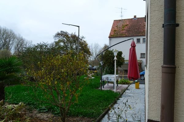 Gartenansicht von Norden nach Süden