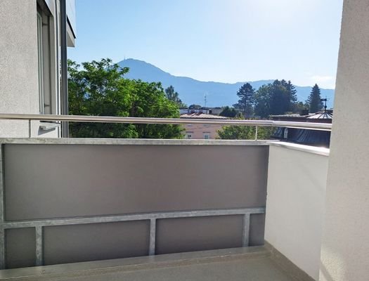 HP2-4-Zimmer-Wohnung-Nonntal-Balkon