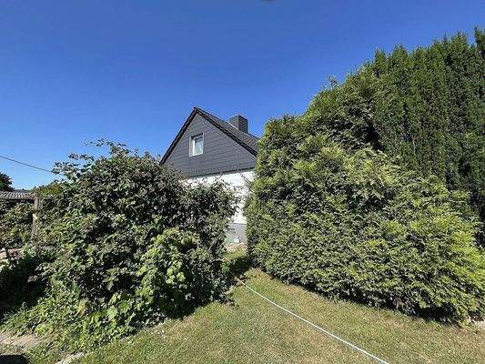 Hausansicht vom Garten