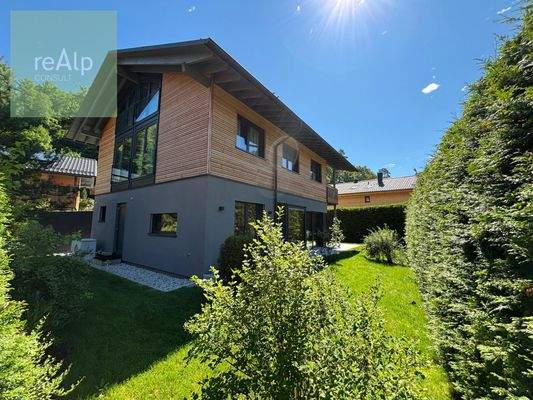 Garten mit Westansicht