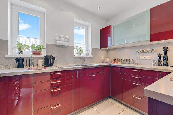 Einbauküche inklusive