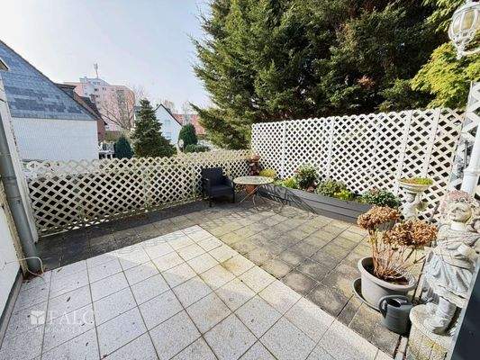 Terrasse, über den Wintergarten 