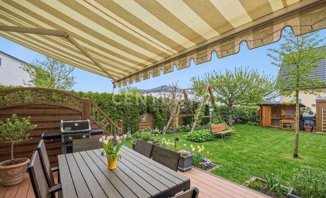 Terrasse mit Markise