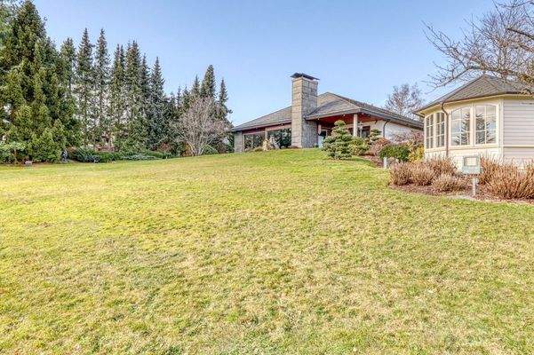 Gartenanlage mit Teehaus