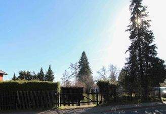 Einfahrt Grundstück