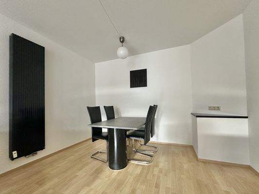 Bsp. Essplatz im Wohnzimmer