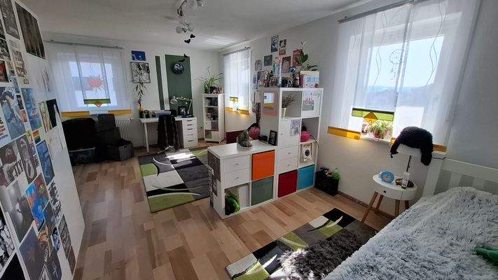 1. OG - großes Kinderzimmer 