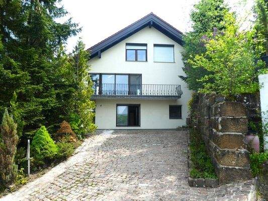 A Freistehendes Haus