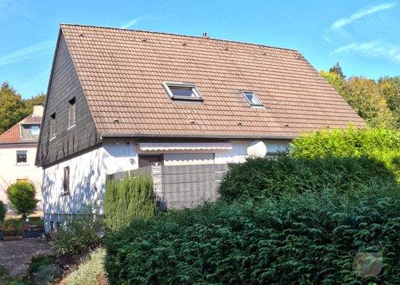 Außenansicht vom Privatweg