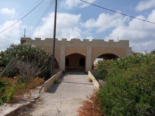 Ein wirklich erstaunliches Grundstück am Meer in Stavros, Chania