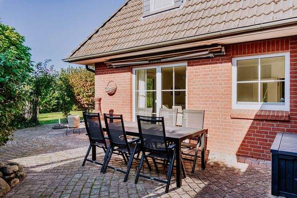 Terrasse mit Markise