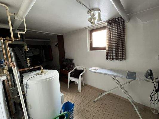 Hauswirtschaftsraum UG