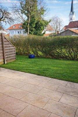 Eigener Garten und Terrasse