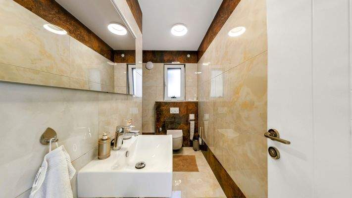 Gäste-WC - Obergeschoss