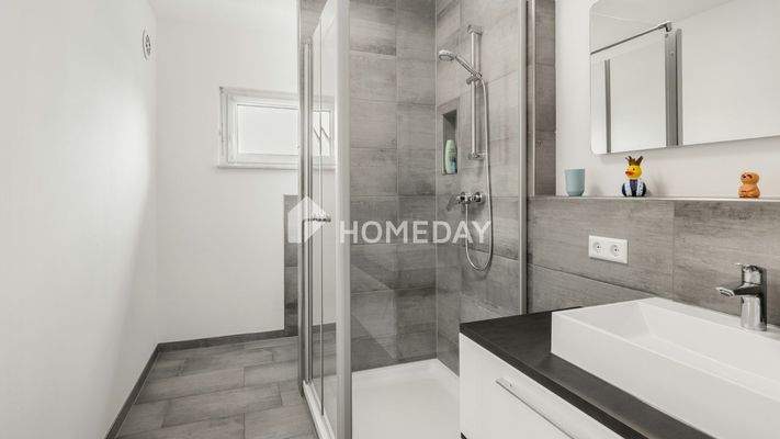 1. OG Badezimmer 2 1