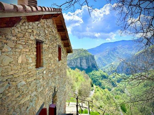 AT994_03 TERRA ITALIA IMMOBILIEN__TRIORA_VALLE ARG