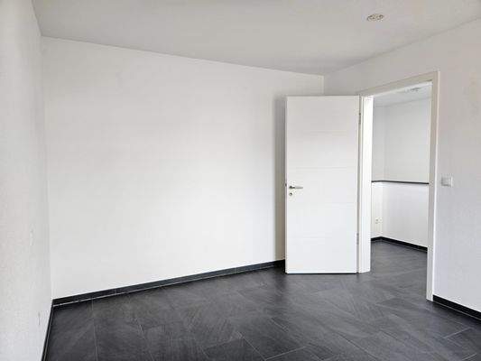 Geräumiges Schlafzimmer