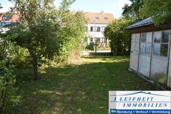 rückseitige Zufahrt