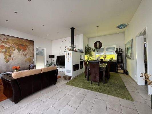 Ess- und Wohnzimmer