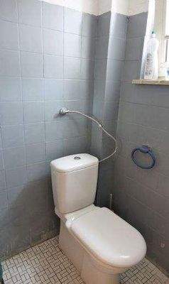 GÄSTE WC IM ERDGESCHOSS