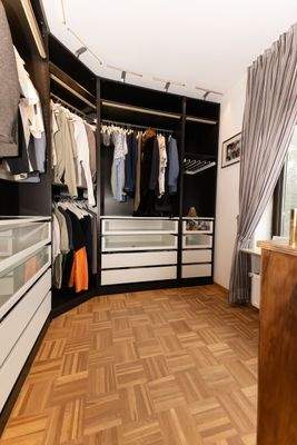 Ankleide Schlafzimmer Erdgeschoss