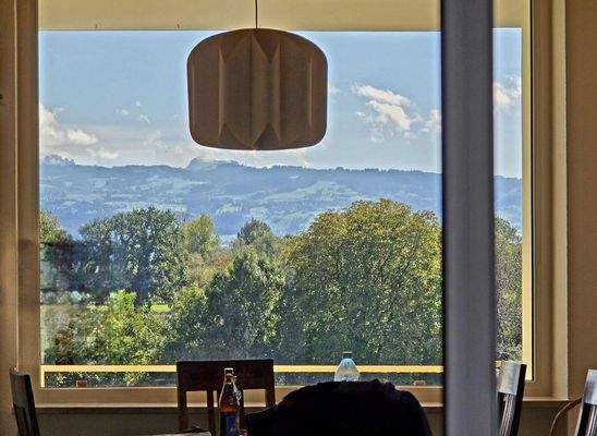 Blick in die Spiegeltüren