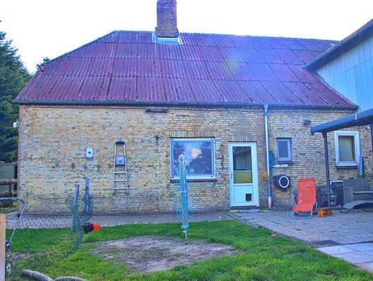 Rückansicht Wohnhausteil.JPG