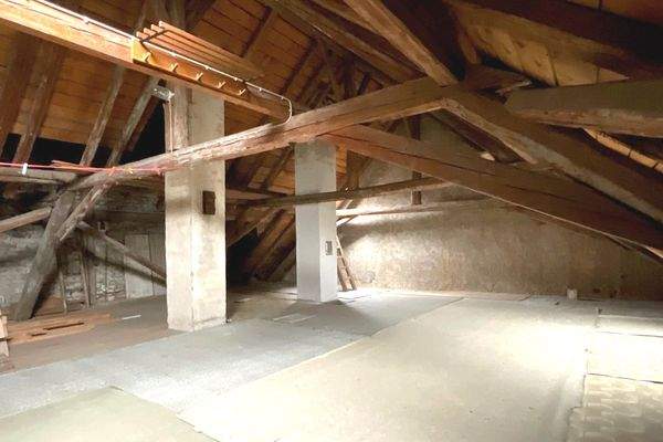 nicht ausgebautes Dachgschoss