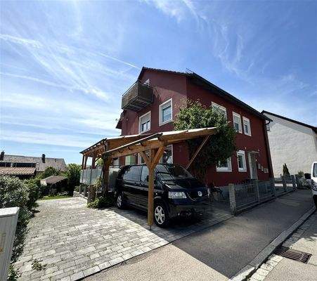 Ansicht Osten mit Carport