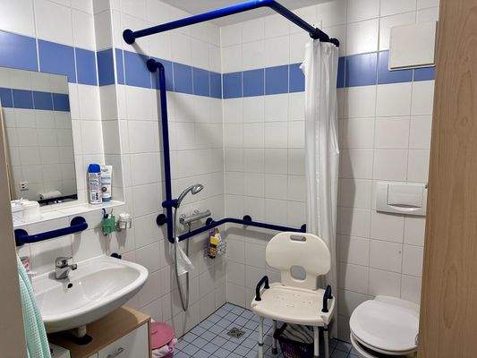 Barrierefreies Badezimmer