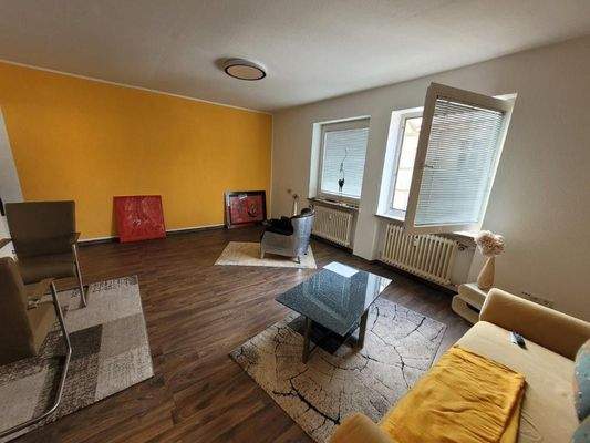 Wohn- und Schlafzimmer