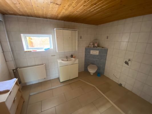 Keller; WC
