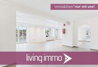 Eingang und Schaufenster Ost