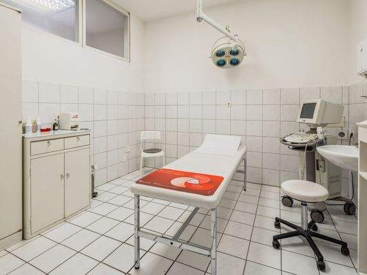 Behandlungszimmer - OP