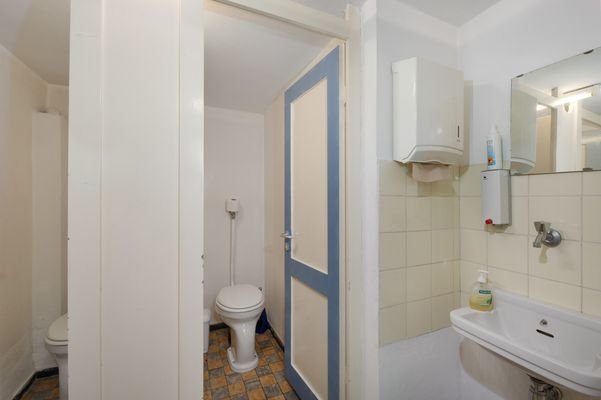 Toiletten EG