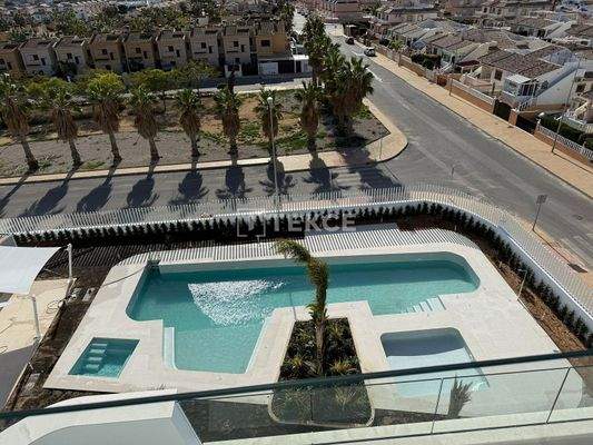 Conveniently Situated Apartments in Lomas de Cabo Roig