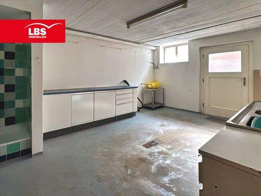 Waschkeller mit Aussentreppe