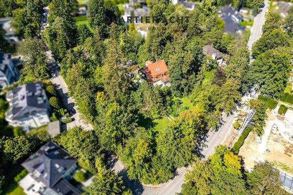 QVIII - DIE LIEGENSCHAFT