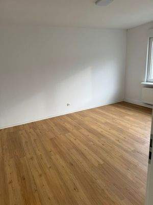 Halle-West Büro-Ost gen Südost