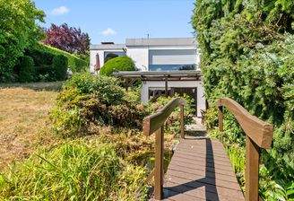 Garten mit Terrasse