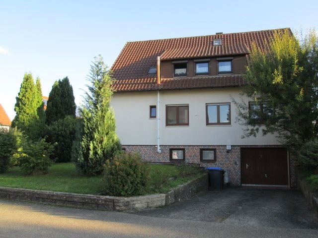 Zweifamilienhaus in ruhiger Wohnlage in Vellberg