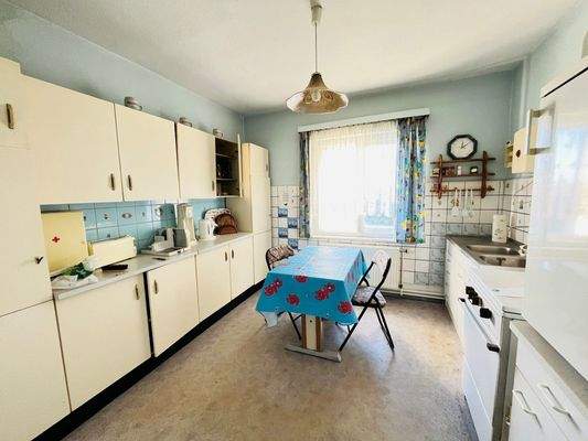 Küche linke Haushälfte.jpg