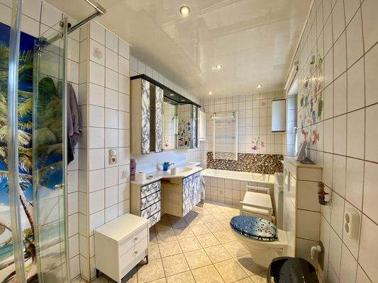 Badezimmer Erdgeschoss Altbau