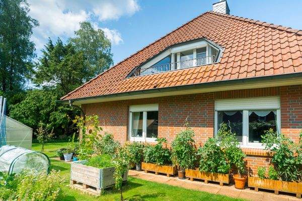 Seitenansicht - sonnige Loggia