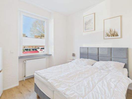 CAM01223G0-PR0192-STILL061